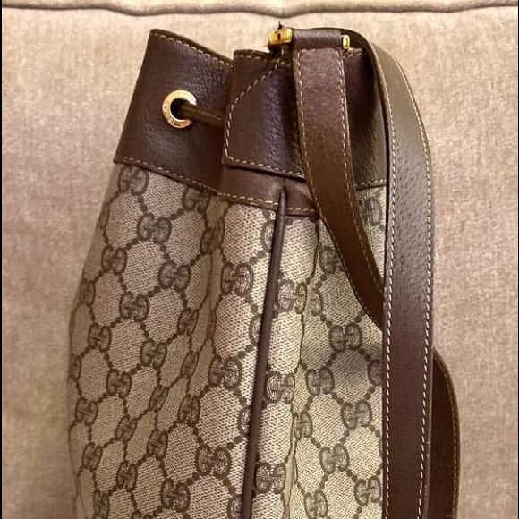 Bucket - Picture 4 of 7